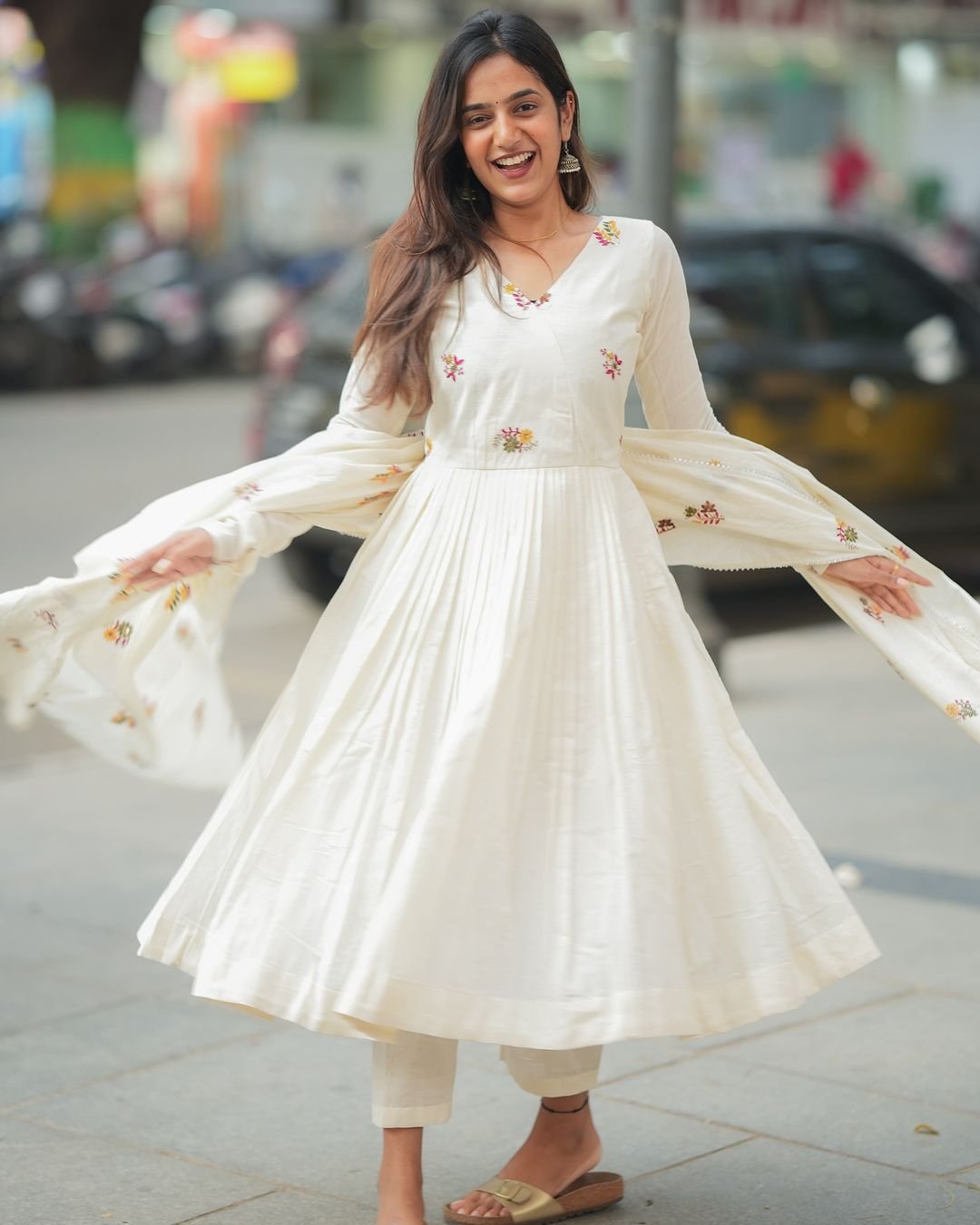 White Pure Cotton Handwork Suit Set